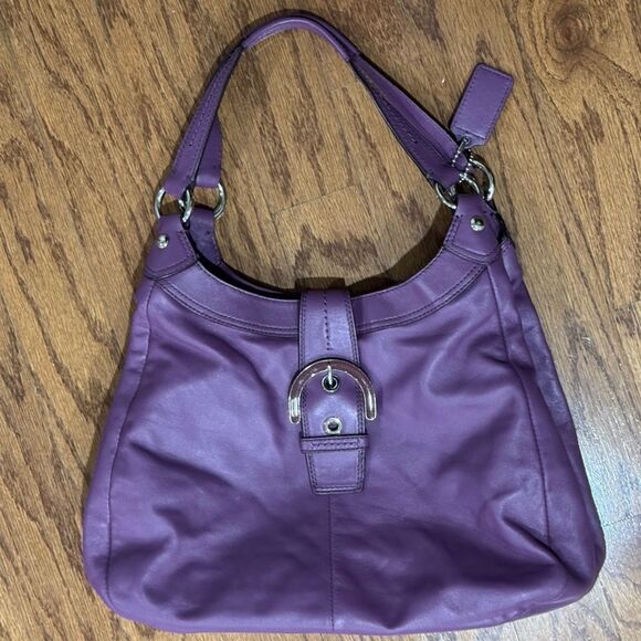 Coach Large Leather Soho Hobo Tote Bag Berry/Silver - Picture 1 of 6